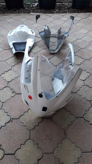Спойлери Suzuki gsxr k5/k9 за писта