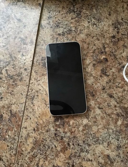 Айфон  обмен 13 белый 128гб