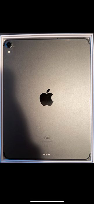 Apple iPad Pro 11“ 64GB Wi-Fi + Celular