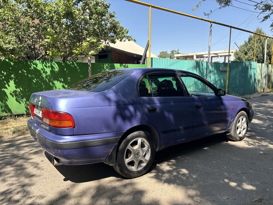 Продам Toyota Carina E Автомат 1.8