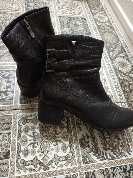 Ботинки женские демисезонные