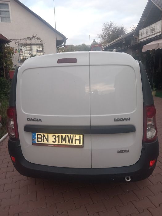 Vând autoutilitară