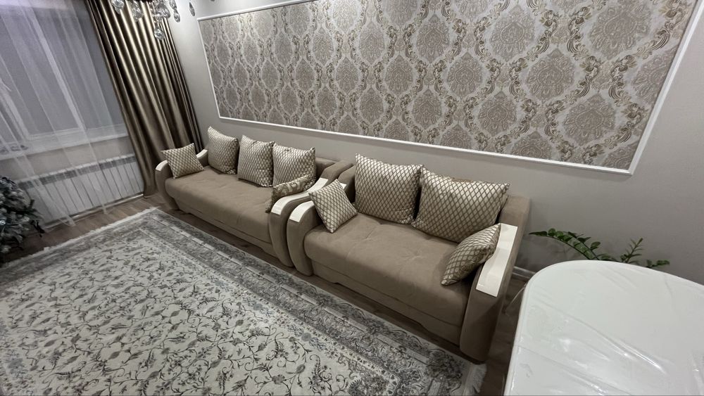 Продам б/у диван торг уместен