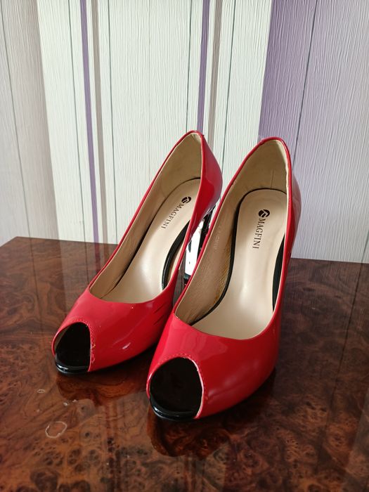 Туфли женские новые