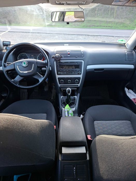 SKODA Octavia 2011 — imagine 4
