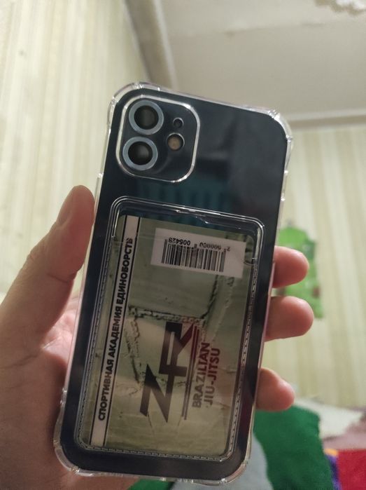 iPhone 12/128. Pacific Blue.