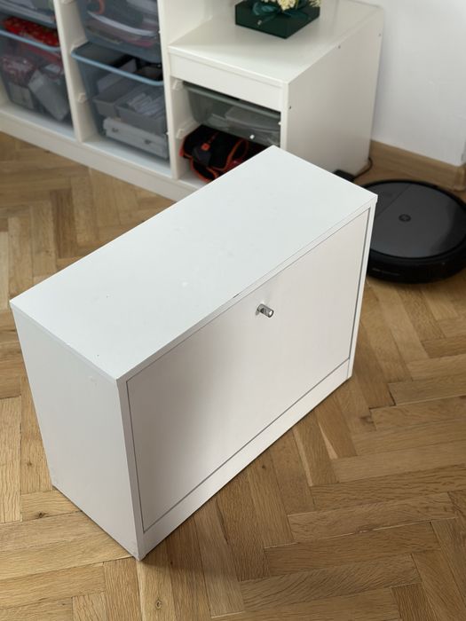 Бял шкаф за обувки портманто