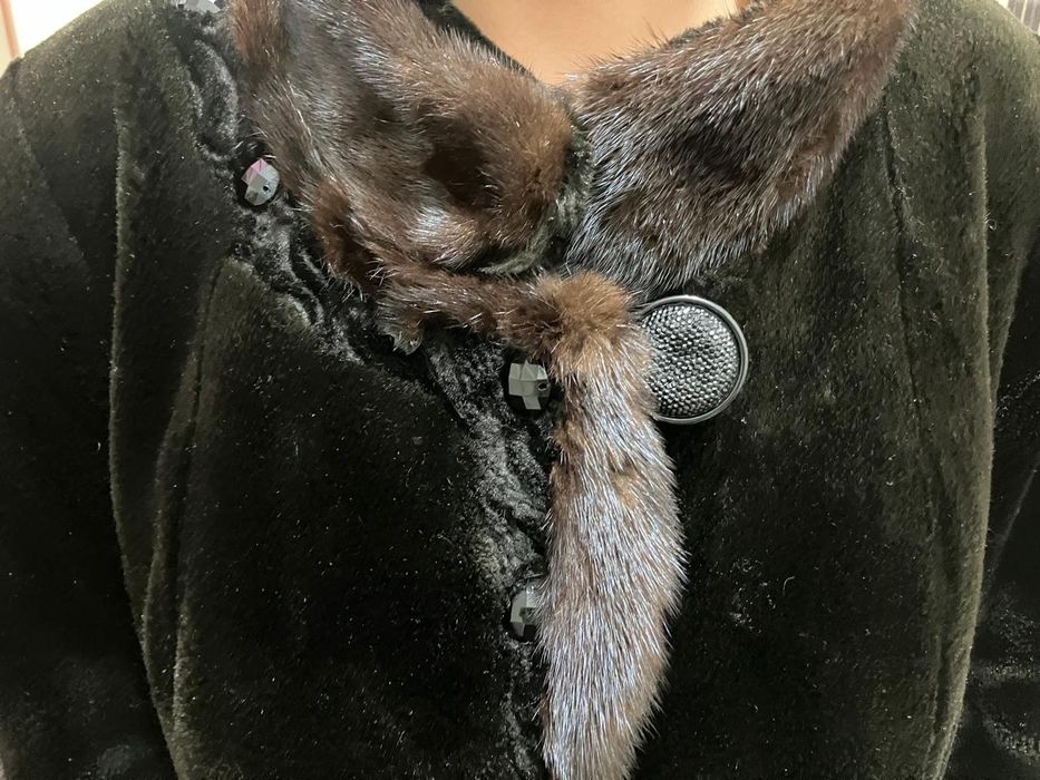 Шуба мутон темно-коричневая