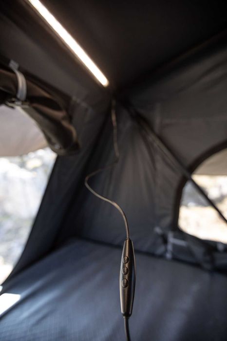 Cort de plafon auto AUTENTIC VOYAGER 140 / 160