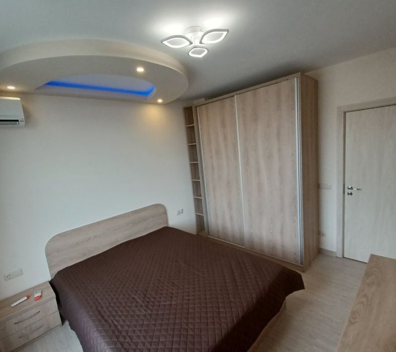 Луксозен двустаен под наем в Кръстова вада