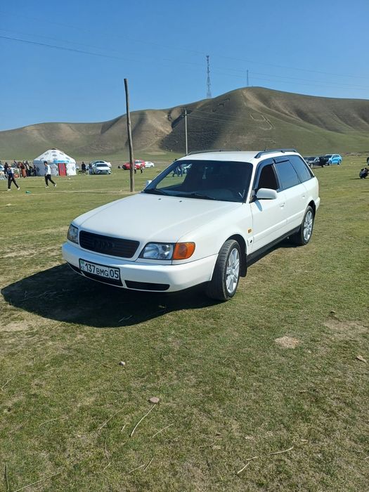 Ауди а6 универсал  1996год