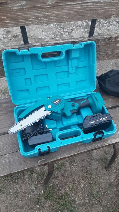 Акумулаторна резачка Makita 18V,24V Макита