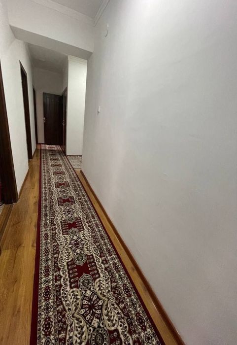 Бекобод Шахар 15-даха срочна 3 хонали уй сотилади.Кридитли уй.