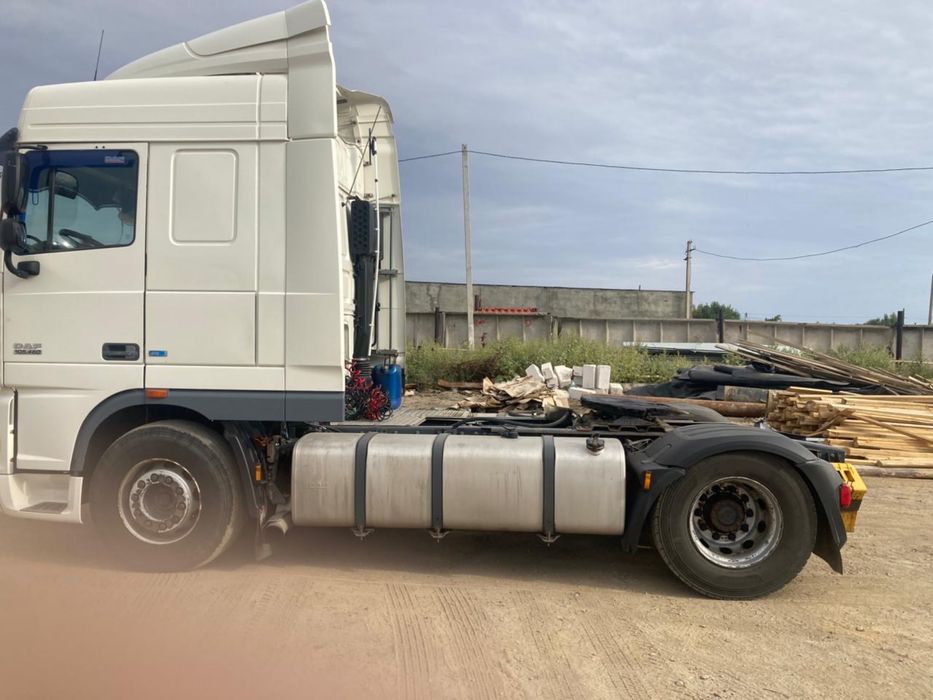 Продам автомашину марки DAF XF 105, 2012 года