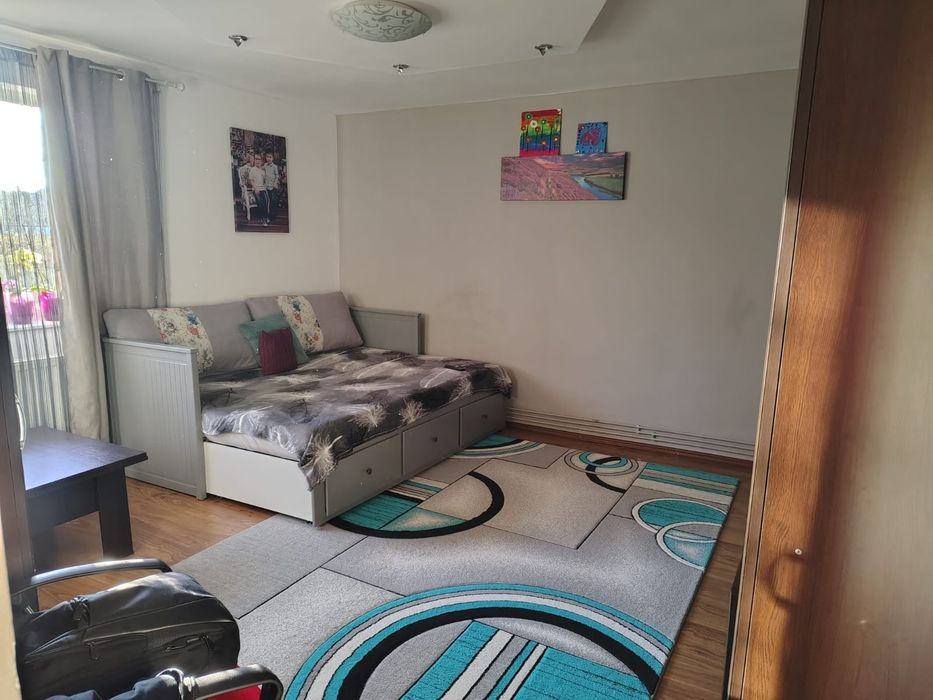 Vând apartament Harman