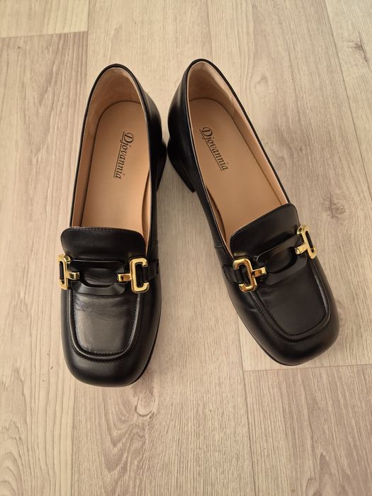 Продается туфли женские