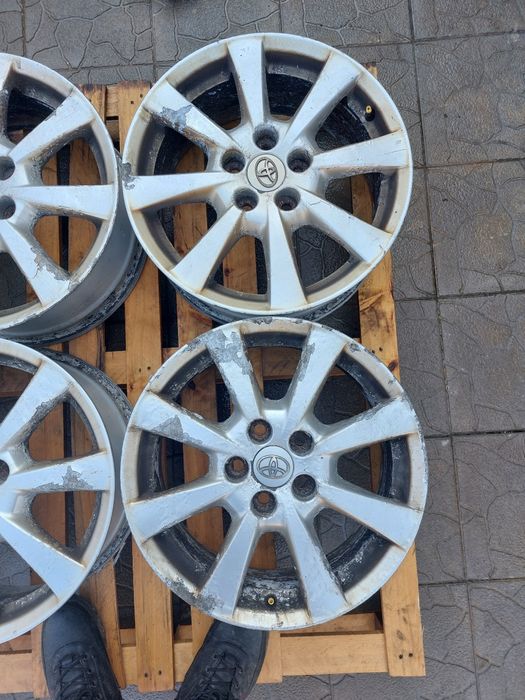 4ри бр алуминиеви джанти 17цола; 5×114,3; ет 45; 60.1мм оригинални