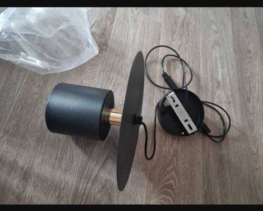 Продам светильник