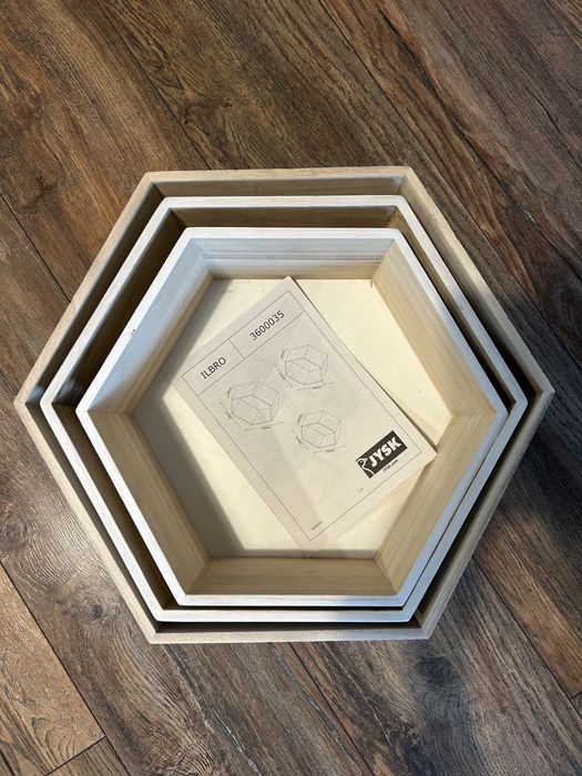 Рафтове за стена комплект от 3 шестоъгълника