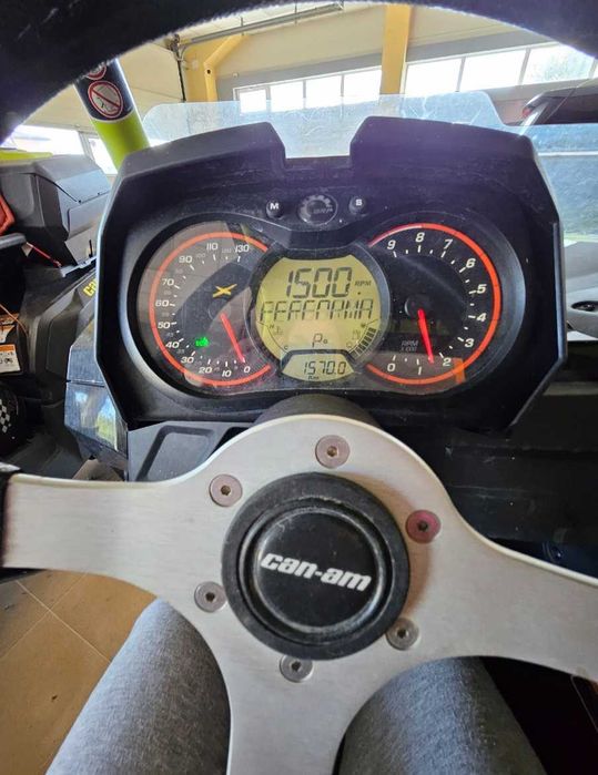 Продава се  УТВ-Bombardier CAN AM Maverick XDS 1000 EFI