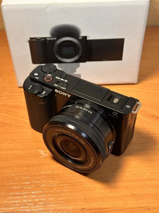 Sony zv-e10 с объективом