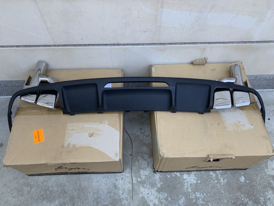 Дифузьор и накрайници CLS63 AMG W218 гърне с АМГ и без пакет BRABUS