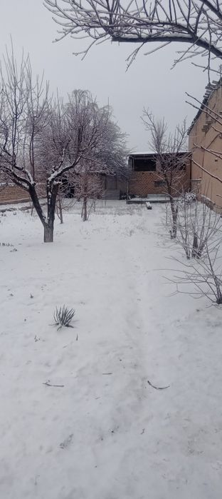 Уй сотилади 12 сотих