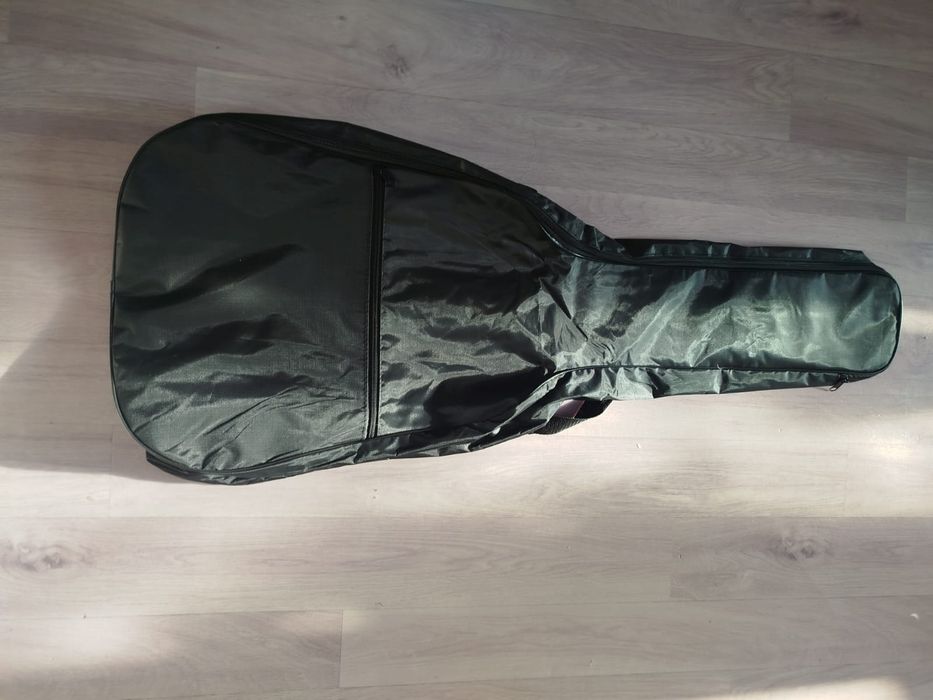 Гитара акустическая с комплектацией