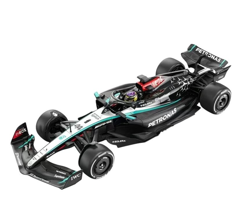 Модель болида Формула 1 Mercedes AMG W15 на радиоуправлении
