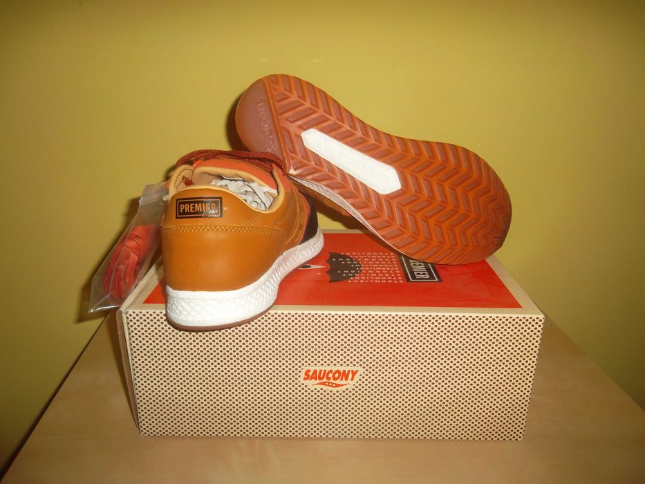 Adidasi Saucony Freedom Runner x Premier "Stormlight" nr. 42.5