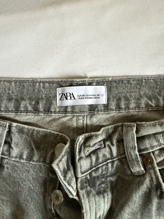 Дънки Зара  в отлично състояние