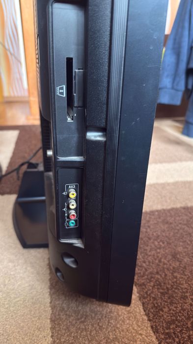 Sony Bravia 32 инча