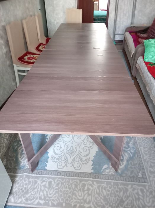 Продам стол состояние хорошее