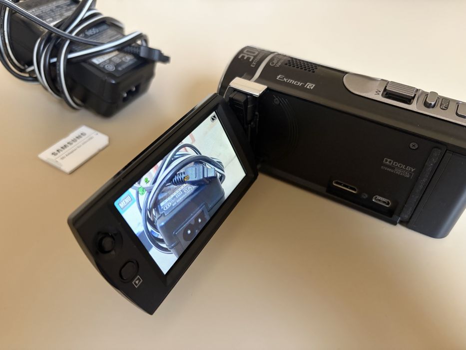 Camera Sony Handycam HDR-CX190