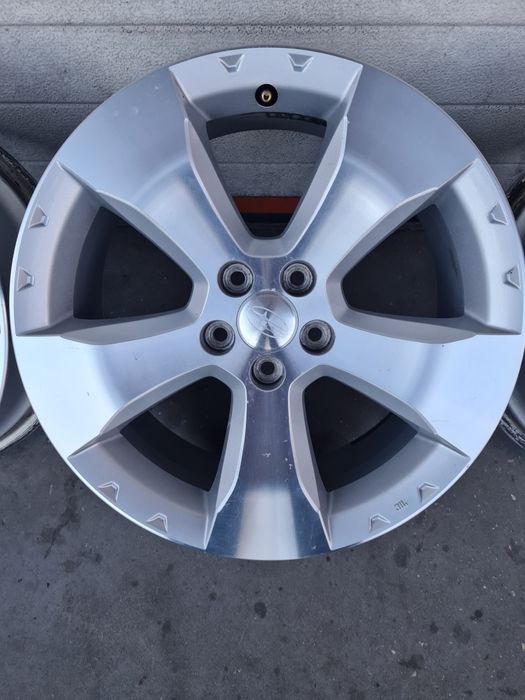 Оригинални джанти за СУБАРУ SUBARU R17 5x100 ET46 7J