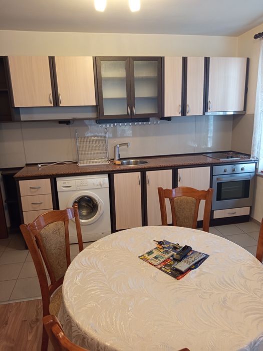 Дава се под наем Двустаен апартамент в Пловдив, Южен - 54 кв.м за 378.93 € - Снимка #1