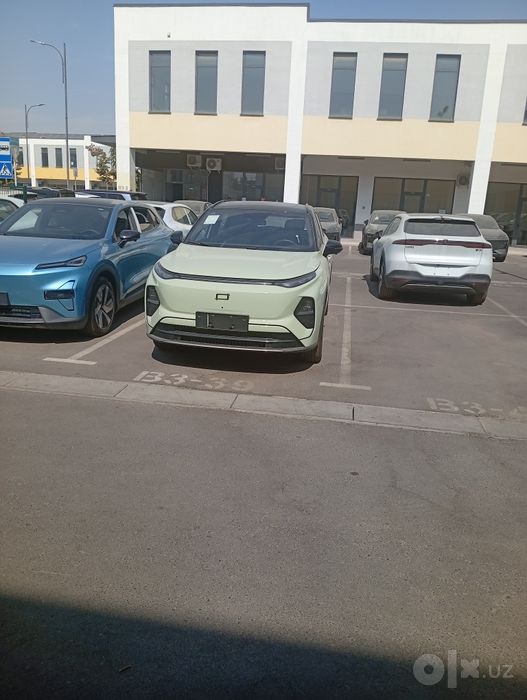 Bestune yueyi бюджетный гибрид. Запас хода 1500