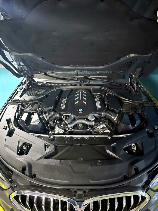 BMW Seria 8 M850i xDrive Coupe Individual | Bowers & Wilkins | Laser | Revizii la zi