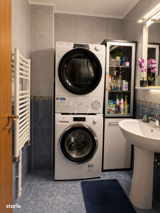 4 camere Vitan decomandat,centrala,inst. schimb.,parcare,an 1990,metro