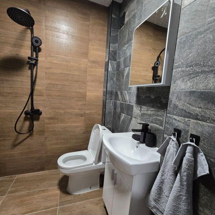 Дава се под наем Тристаен апартамент в София, Банишора - 100 кв.м за 697.17 € - Снимка #8