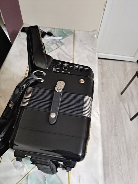 Acordeon roland fr4x