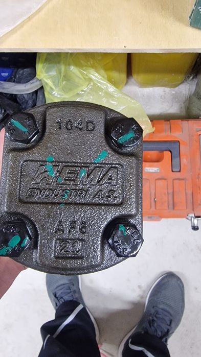 Помпа гидравлическая