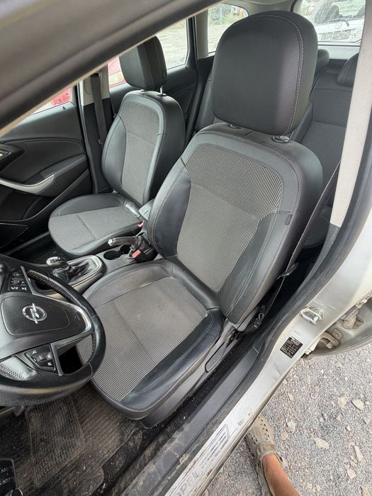 Opel Astra J Sports Tourer 1.7 CDTI 125 hp A17DTR 2012 g. на части