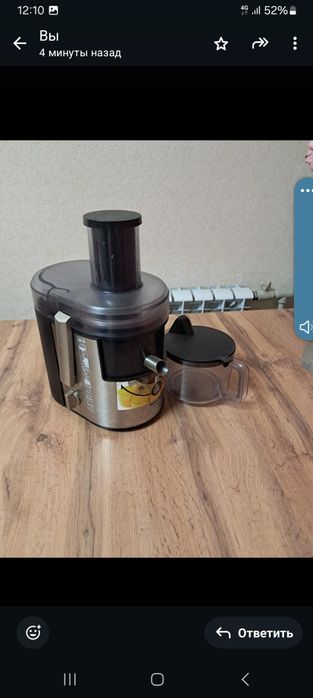 Соки выжималка и стол и ракавина