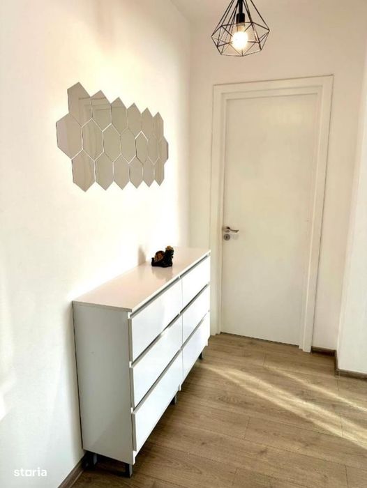 Apartament cu 3 camere de închiriat în Curtea de Argeș.