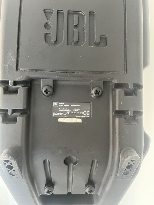 JBL Eon 15 пасивни колони