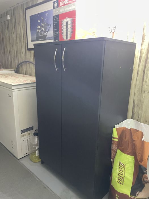 Продам шкафы (5 штук)