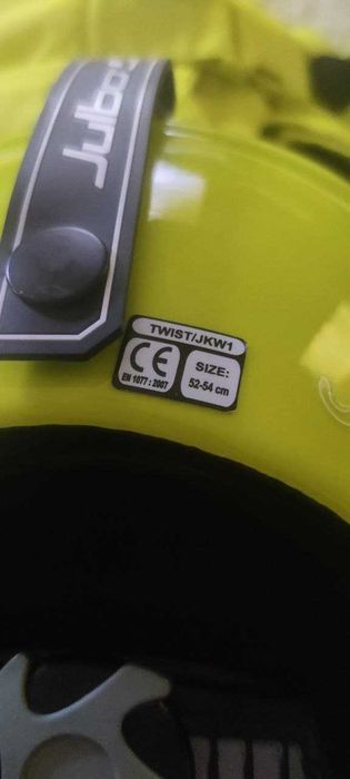 Casca ski Julbo + pantaloni de ski (10a)+ 3 pantaloni /2bluze