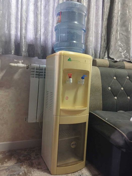 Продам кулер для воды