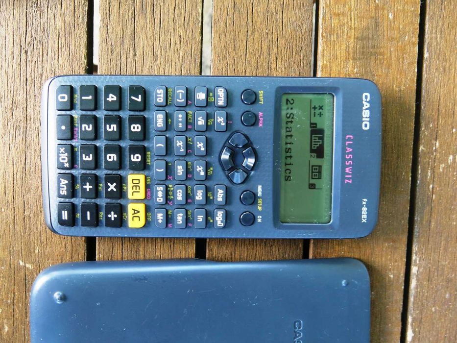 Научен калкулатор CASIO FX-82EX, Classwiz